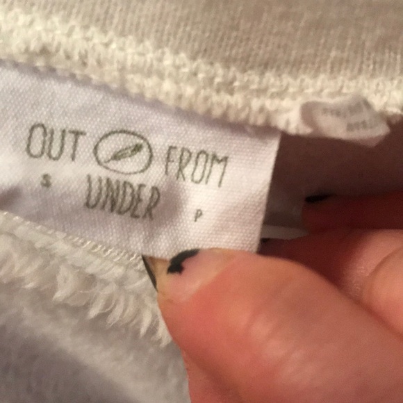 OUT FROM UNDER FLUFFY SWEATER🛍❣️ - Picture 5 of 6